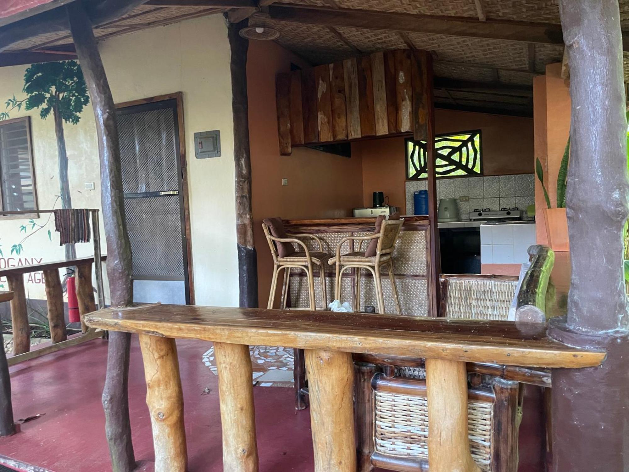 Chelle'S Guesthouse And Backpackers Siquijor Exteriér fotografie